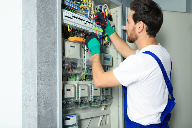 Best Affordable Emergency Electrician  in Hamilton, AL